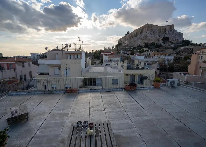 Plaka With Acropolis Rooftop View Access